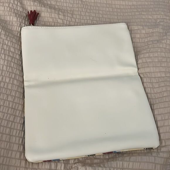 Rachel Pally Floral Clutch Bag in Cream and Red - Picture 4 of 6